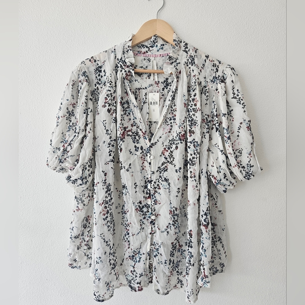 Anthropologie The Estela Sheer Printed Short Sleeve Blouse